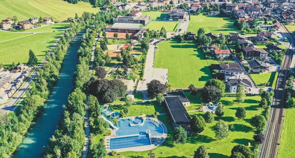 zwembad-Zell-am-ziller-VVV